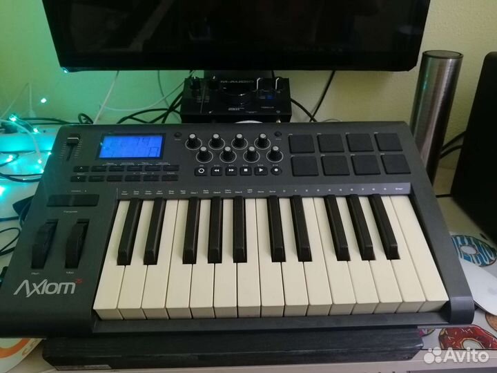 Миди клавиатура m audio axiom 25
