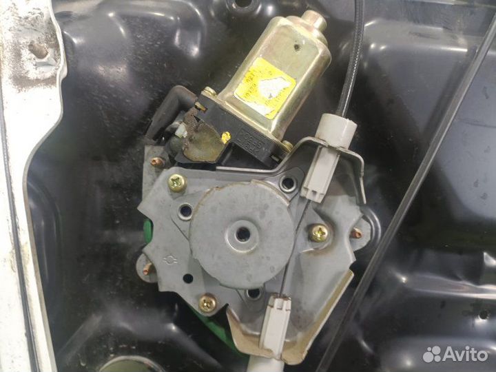 Стеклоподъемник передний правый Nissan Murano