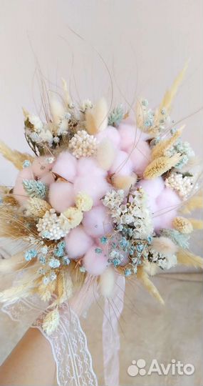 Свадебный букет из сухоцветов, хлопка