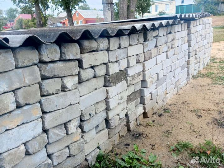 Продаю бу кирпичи