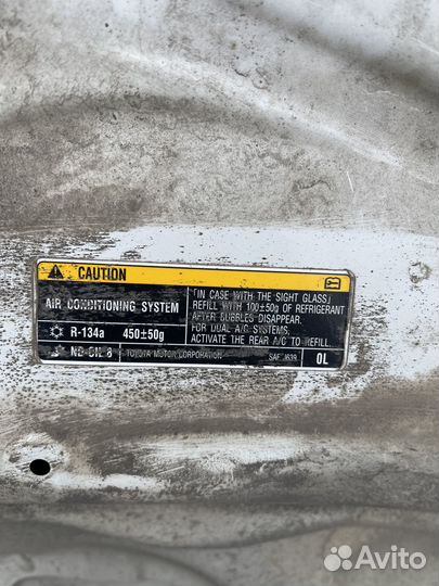 Капот toyota corolla 180