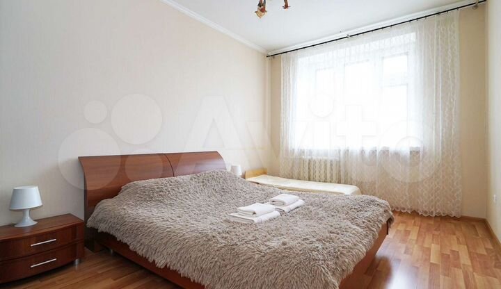 3-к. квартира, 100 м², 3/10 эт.