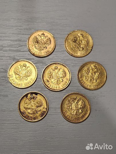 Золотая монета Николай 2 10рублей