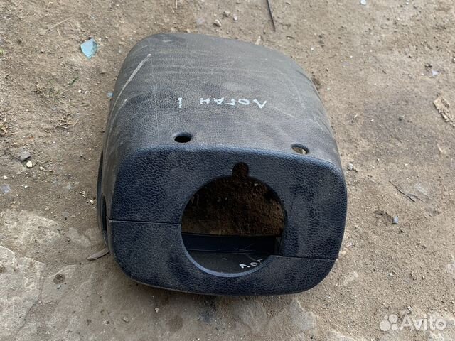 Кожух рулевой колонки renault logan 1