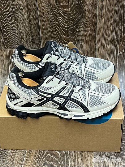 Кроссовки Asics