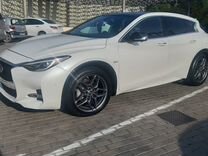 Infiniti QX30 2.0 AMT, 2018, 75 500 км, с пробегом, цена 2 800 000 руб.