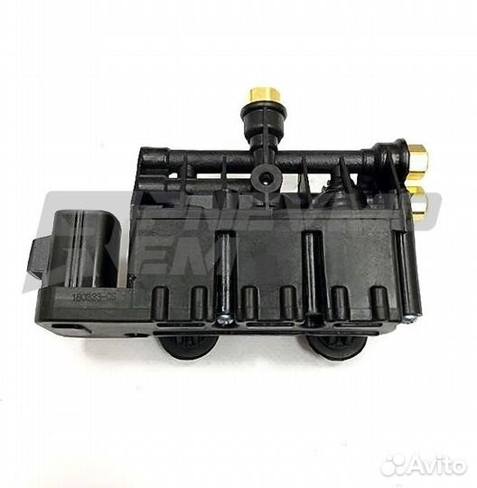 Блок клапанов пневмоподвески Land Rover Discovery