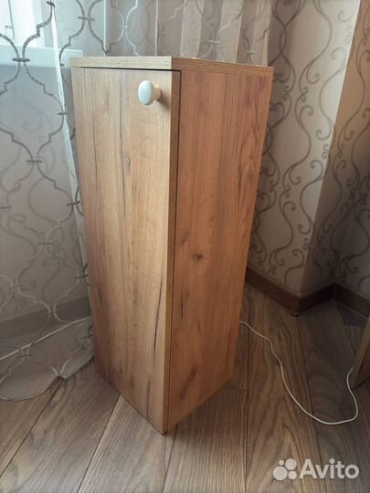 Шкаф навесной