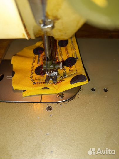 Швейная машинка ножная механичес veritas