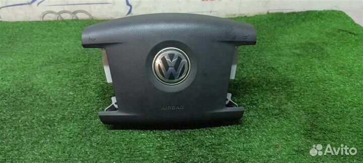 Подушка безопасности в рулевое колесо VW Touareg