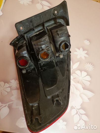 Задний правый фонарь Suzuki SX4