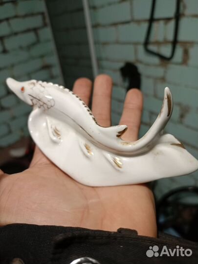 Статуэтка фарфор