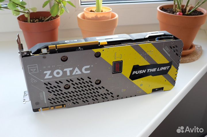 Видеокарта Zotac GTX 1080 8GB AMP Extreme+ Edition