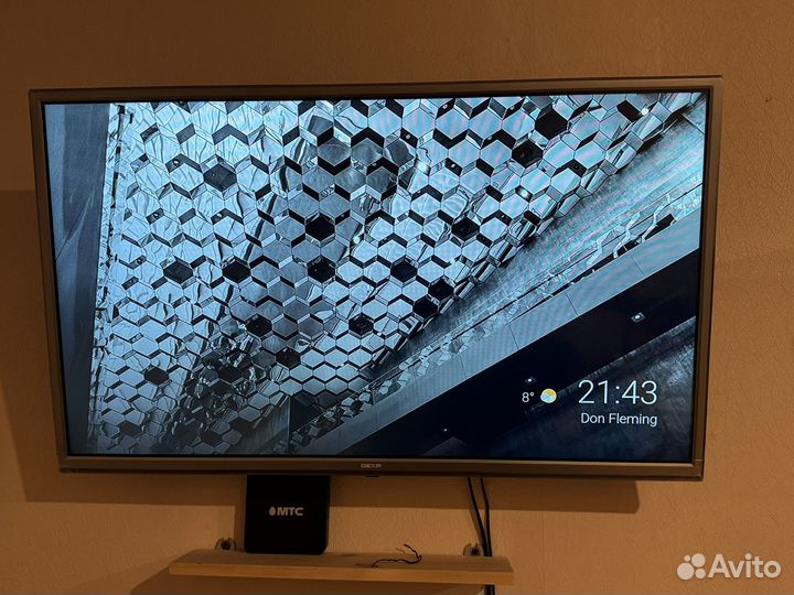 Телевизор Dexp 32'