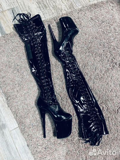 Pleaser Стрипы тройки ботфорты лаковые