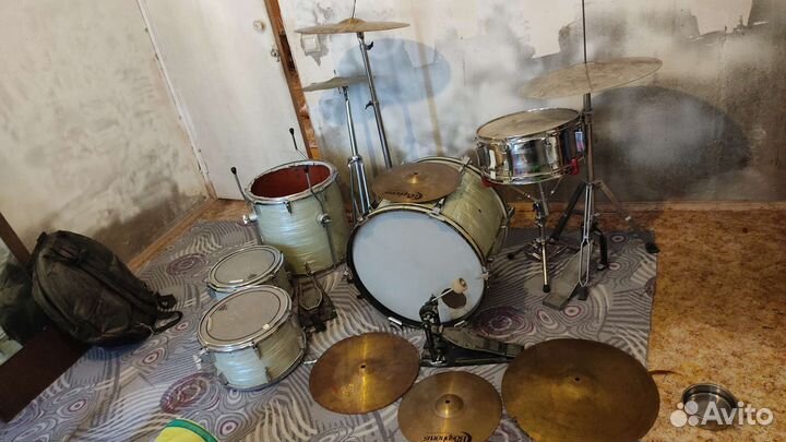 Барабанная установка TacTon 1977 год