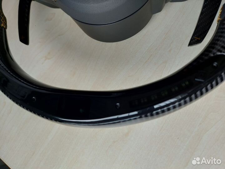 Руль BMW M4-Performance карбон + алькантара