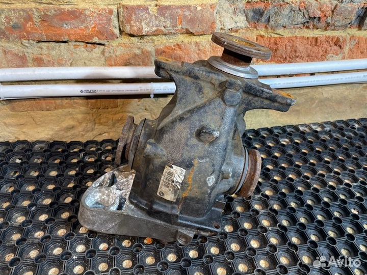 Редуктор задний Bmw 3 E91 N43B20 2011