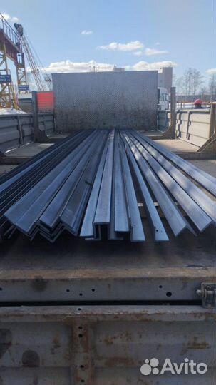 Уголок стальной