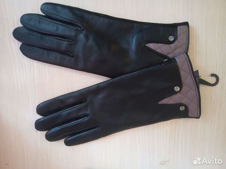 Перчатки женские кожаные новые