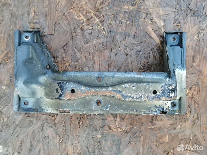 Кронштейн кпп Mercedes-Benz Vito 639 рестайлинг