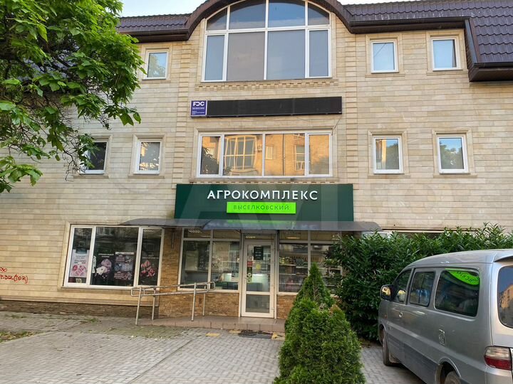 Торговая площадь, 80 м²