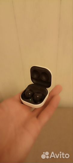 Беспроводные наушники samsung buds 2