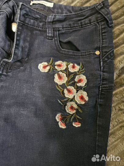 Джинсы с рисунком размер 44