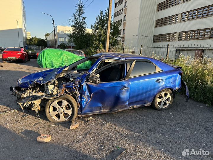 Kia Cerato 1.6 AT, 2010, битый, 200 000 км