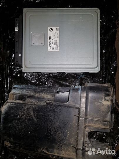 Блок управления двс DME BMW F01 F02 N63 дорестайл
