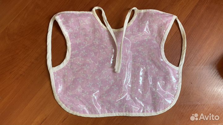 Нагрудник для кормления