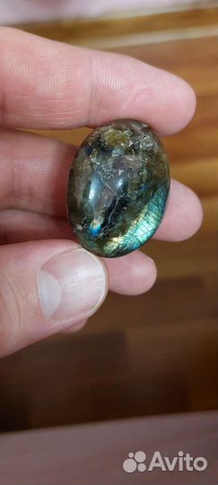 Лабрадорит камень