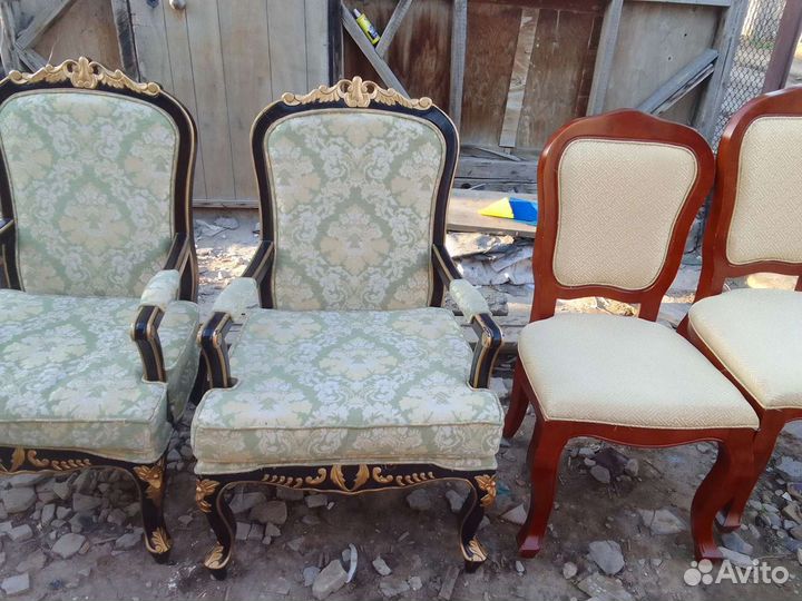 Ремонт стульев,перетяжка диванов,кресел,мотоциклы