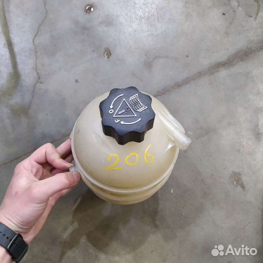 Расширительный бачок Peugeot 206