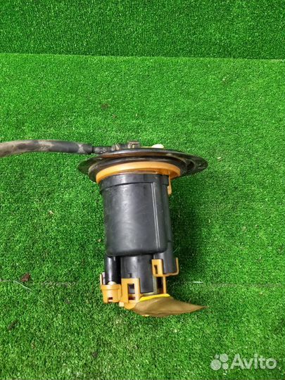 Топливный насос Mitsubishi Lancer CS2A 4G15 2002