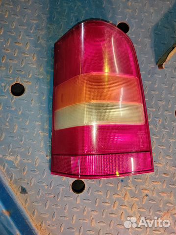 Фонари задние Mercedes-Benz Vito W638