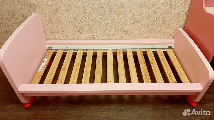 Детский письменный стол + детская кровать IKEA