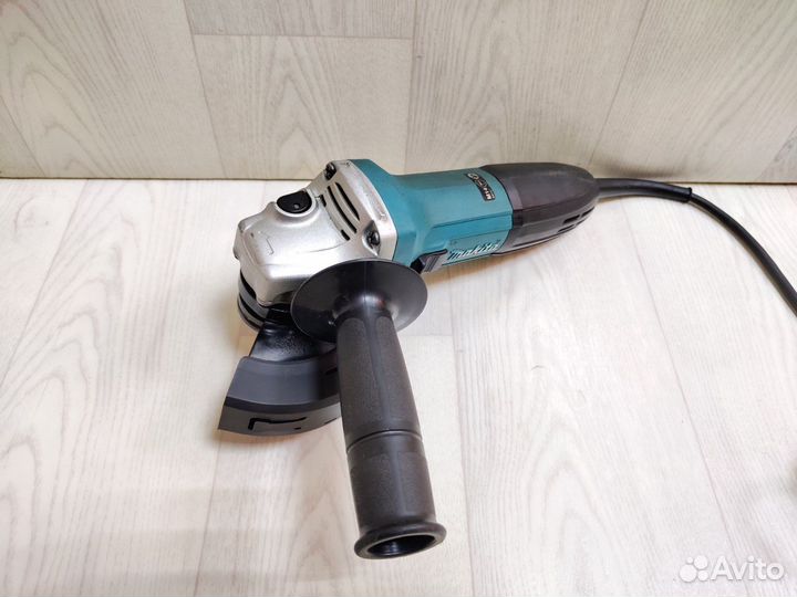 Ушм Makita GA5030 с кожухом (кд23)