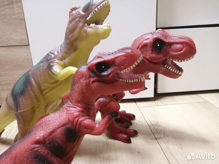 Мягкие резиновые динозавры