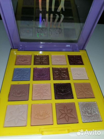 Палетка теней Lovely Miss Lily