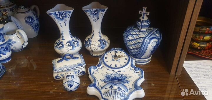 Гжелевый сервиз чайный, вазы, самовары