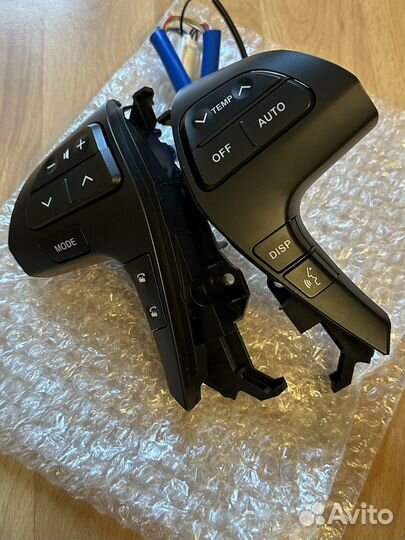 Кнопка управления на toyota camry v 40 новый