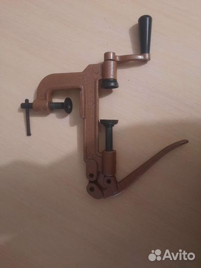 Закрутка настольная для патронов 12к