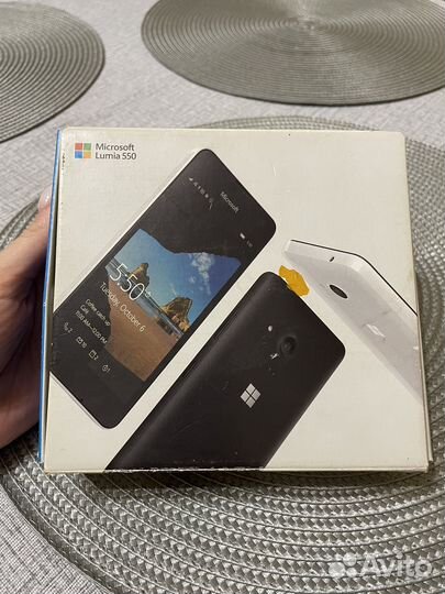 Microsoft Lumia 550, 8 ГБ