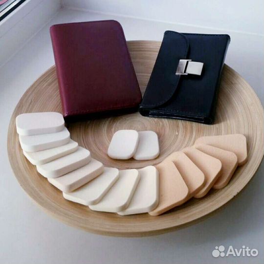 Косметические принадлежности новые