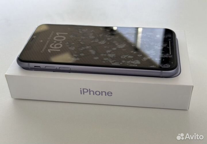 Телефон iPhone 11 128 gb
