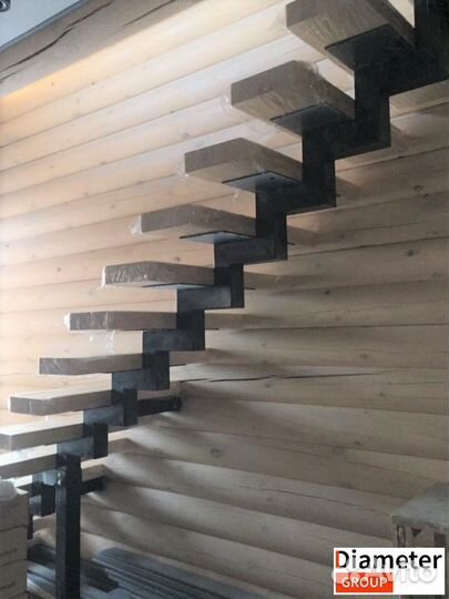 Сварка каркасной лестницы на мансарду