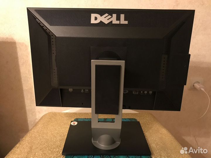 Монитор Dell U2410f