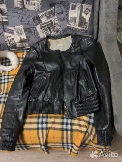 Кожаная куртка Pinko