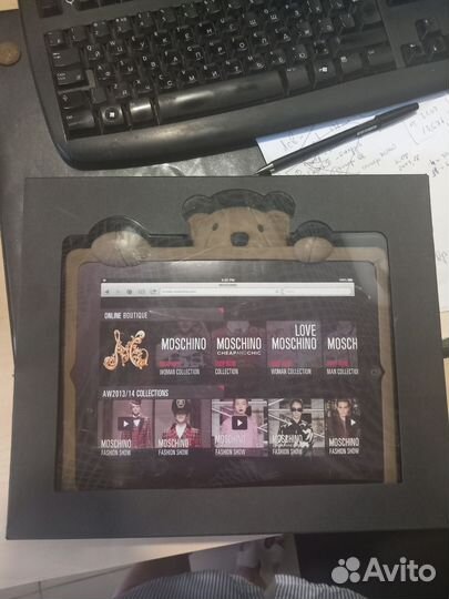 Чехол moschino для iPad 2